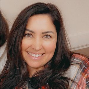 Meet your Posher, Candice